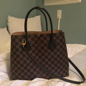 100% Authentic Louis Vuitton Kensington Bag